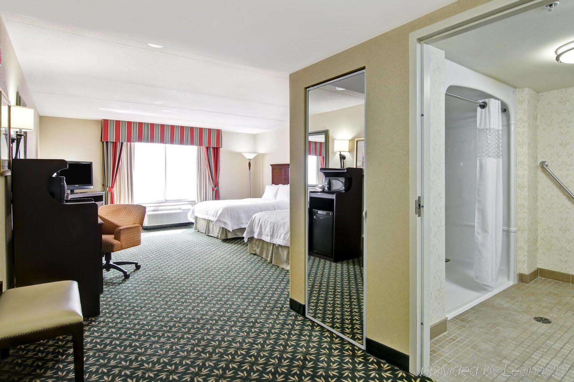 Hampton Inn London Ontario Exterior photo